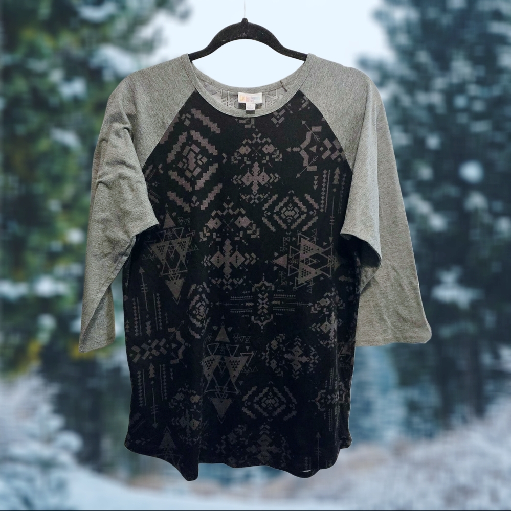 LuLaRoe Randy 3/4 Sleeve - LARGE